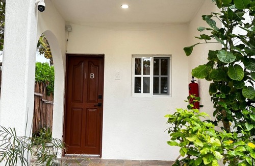 Ek Balam Village House | Oceanfront Queen Room with Pool & Spa Amenities