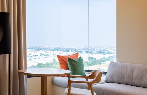 Ayutthaya Hotel | Discover Centara Ayutthaya: 4-Star Poolside Retreat