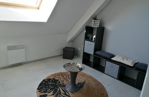 Noyen-sur-Sarthe House | Discover Comfort at Centenaire 24h du Mans Hotel