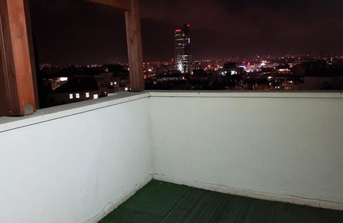 Bene Beraq Apartment | Central Location with Wheelchair Accessibility in City Center