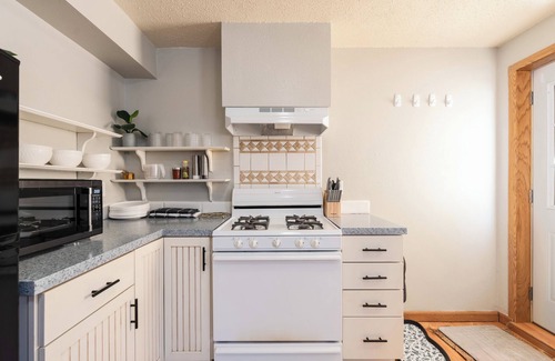 Bismarck Apartment | Center of Bismarck Apartment