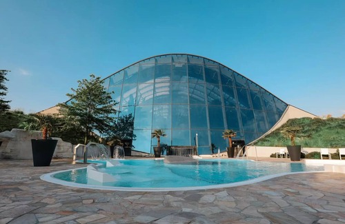 Curcay-sur-Dive House | Family-Friendly Cottage at Center Parcs - Domaine Le Bois aux Daims