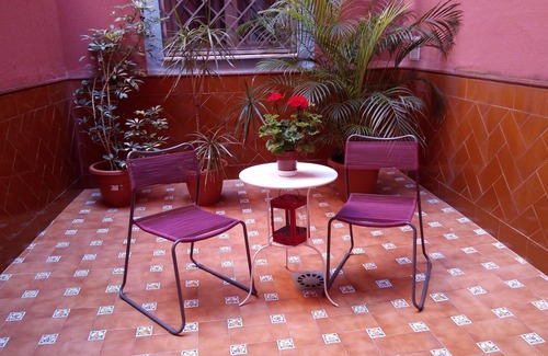 San Roque Apartment | Perfectly Located Hotel with Free Parking & Family Amenities