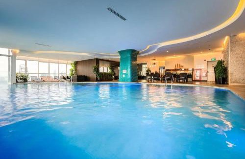 Ba Dinh Apartment | Modern Studio Apartment with Pool & Gym - 4-Star Stay