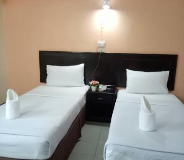 Trang Hotel | Budget-Friendly Stay at Centerpoint Hotel for Savvy Travelers