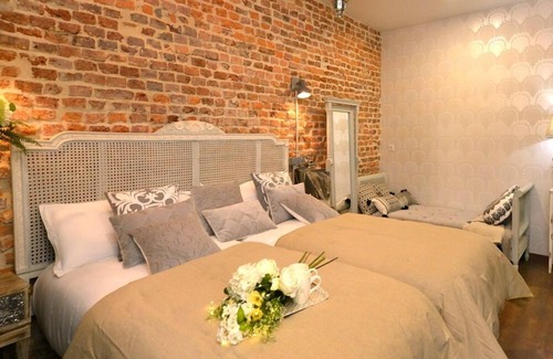 Santander House | Outstanding Centersuite Santander: Rated 9.6/10 with Spa Access