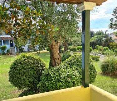 Gouvia House | Inviting Govino Bay Cento Blu Villa with Oceanfront Pool