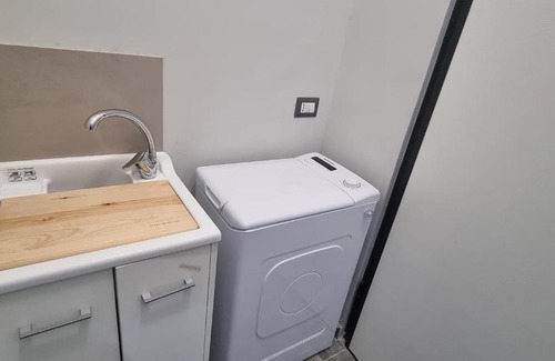 Messina Apartment | Pet-Friendly Centonze Apt in the Heart of Messina