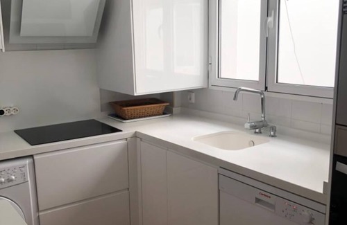 El Puerto de Santa Maria Apartment | Prime Apartment with Terrace Near Plaza de Toros