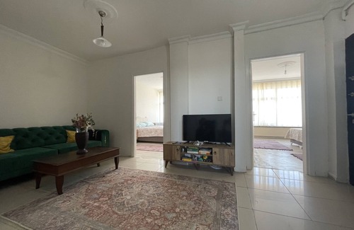 Mecidiyekoy Apartment | Convenient Şişli Flat Near Trump Towers with Full Amenities