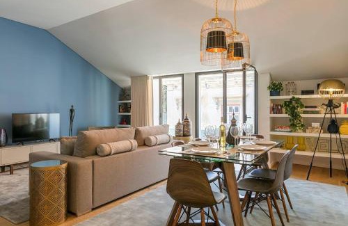 Bairro Alto Apartment | Central 2-Bed Apartment with Balcony & Parking in Lisbon