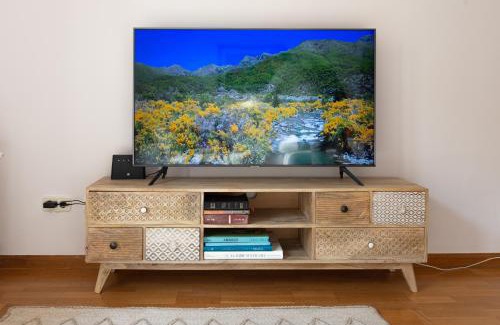 Sant Feliu de Guixols Apartment | Cozy Central Apartment Steps from the Beach with Parking