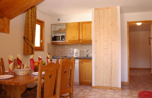 Lanslevillard Apartment | Inviting Apartment Lanslevillard for 6 with Spa & Kitchen