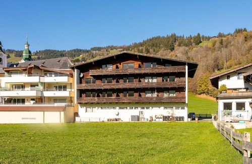 Brixen im Thale Apartment | Central apartment in Brixen, near the ski bus