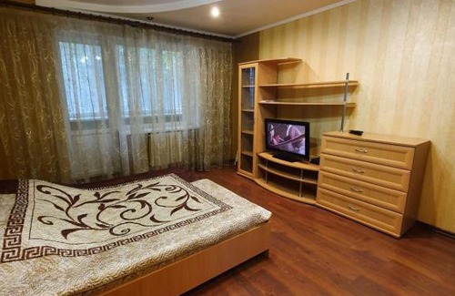 Kaliningrad Apartment | Prime Central Apartment with Hot Tub and 9/10 Guest Rating