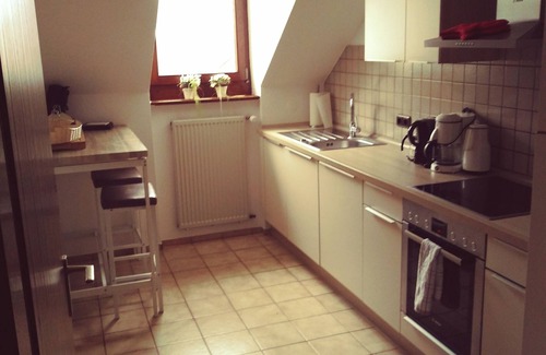 Maximin Apartment | Inviting Central Apartment Overlooking Paulinskirche