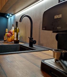 Centar House | Inviting Bohemian Home: 4-Star Stays with Breakfast Included