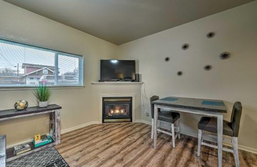 Anacortes Apartment | Cozy Central Apartment with Private Fireplace & Patio Access