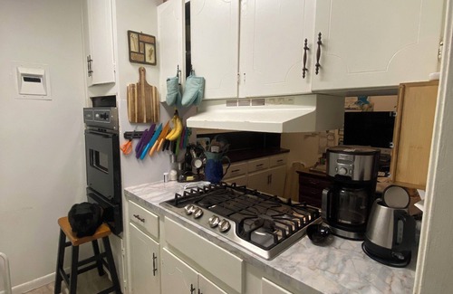 North University Apartment | Central Austin Apartment with Pool + Balcony. Pet-friendly! Family friendly!