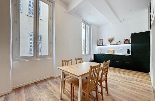 Noailles Apartment | Central - Authentique - Magnifique Appartement - Les Frères de la Loc'