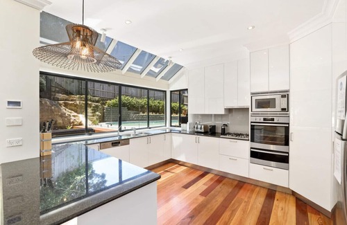 Avalon Beach House | Oceanfront Central Beach House with Pool & Ocean Views