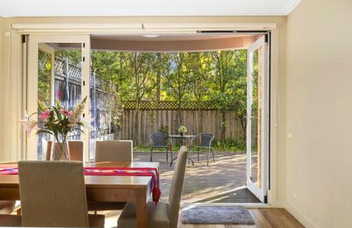 Chatswood Apartment | Central Chatswood 2-Level Garden View & 3B2B