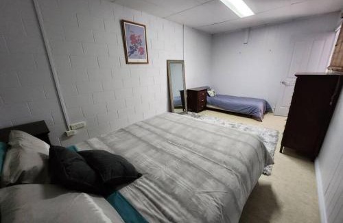 Cooktown Apartment | Comfortable Central Holiday Unit - Pet & Child Friendly