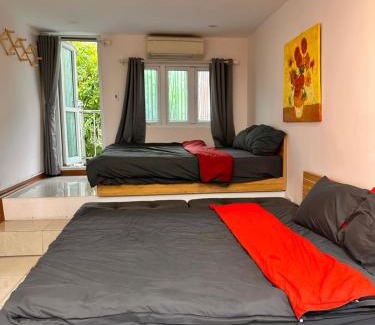 Hang Buom House | Guest Rated 10/10 Central Cozy Apartment on Beer Street
