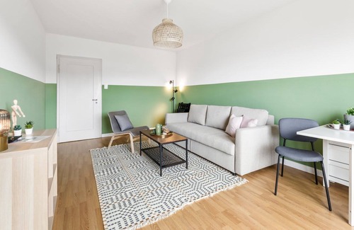 Oberstrass Apartment | Central & cozy flat overlooking the city