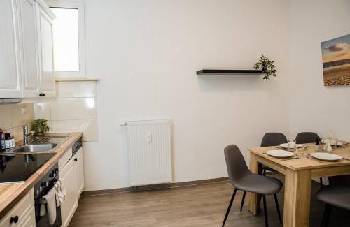 St Lorenz Apartment | Cozy Home 2 in Central Lübeck - Perfect for Families