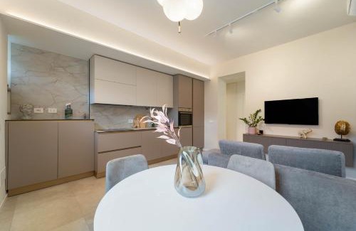 NoLo Apartment | Central Design Apartment