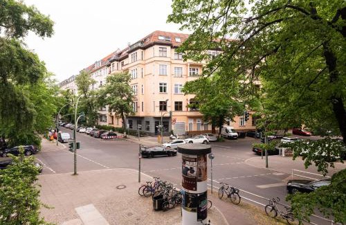 Charlottenburg-Wilmersdorf Apartment | Stylish Central Design Apartments near Ku´Damm