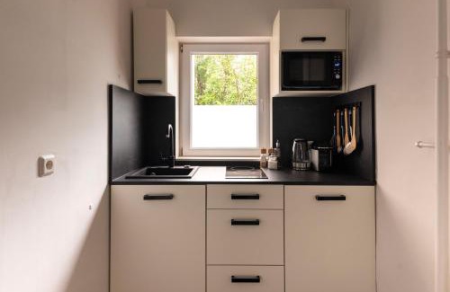 Charlottenburg-Wilmersdorf Apartment | Stylish Central Design Apartments near Ku´Damm
