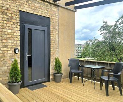 Siauliai City Center Apartment | Central Downtown Terrace Studio