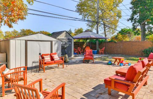 Elmont House | Relaxing Elmont Studio with Inviting Outdoor Space