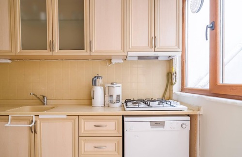 Osmanbey Apartment | Cozy Central Flat Steps from Metro and Nisantasi Area