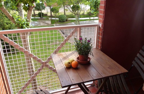 Logrono Historic Centre Apartment | Central Hotel with Free Parking and Pet-Friendly Options