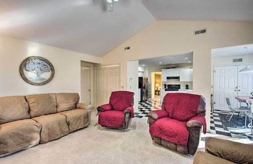 Harrisonburg House | Family-Friendly Harrisonburg Home with Fenced Yard & Kitchen