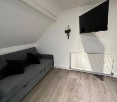 Hedon Apartment | Modern Central Hedon Apartment - Rated 9/10 & Child Friendly