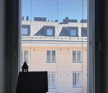 Punavuori Apartment | Stylish Central Helsinki Flat with Hot Tub - Guest Rated 9/10