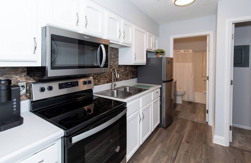 Huron Apartment | Modern Huron Apartment with Pool and Lake View Awaits You