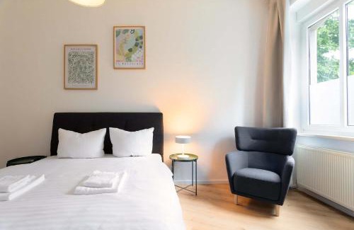 Schoeneberg Apartment | central I 2 bedroom I fast Wifi