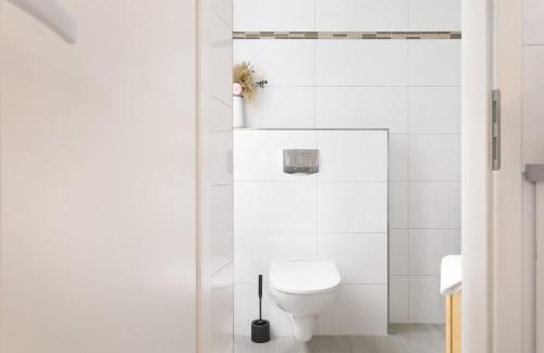 Schoeneberg Apartment | central I 2 bedroom I fast Wifi
