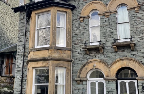 Keswick Apartment | Pet-Friendly Central Keswick Home for 10 Guests
