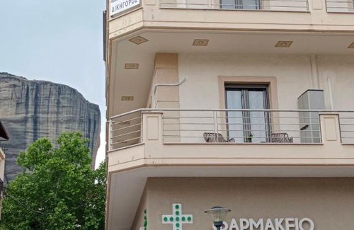 Kalambaka Apartment | Discover Central Lodge: Child-Friendly with 9.9 Guest Rating
