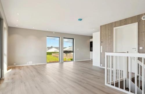 Leknes Apartment | Central No6