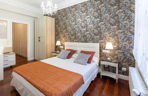 Indautxu Apartment | Explore Central Park & Museum: 4-Star Comfort Awaits