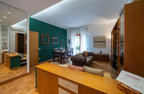 Porta Cremona-Volta Apartment | Discover Central Perk - New Hotel in Brescia, 4-Star Excellence