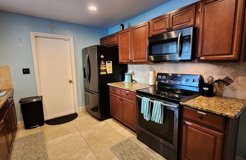 Port Saint Lucie House | Fun and Relaxation at Pet-Friendly Port Saint Lucie Retreat