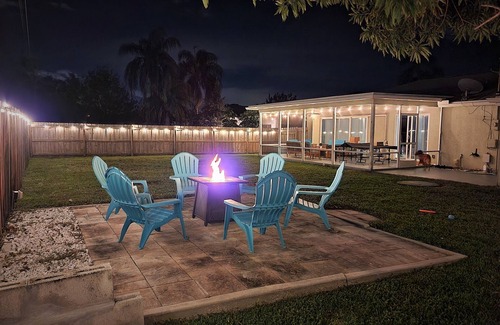 Port Saint Lucie House | Fun and Relaxation at Pet-Friendly Port Saint Lucie Retreat